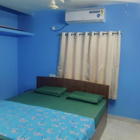Ruhithahomestay- Ac Rooms-Free Wifi- Android Tv - Near To Alipiri- Door Service ตีรูปาติ ภายนอก รูปภาพ
