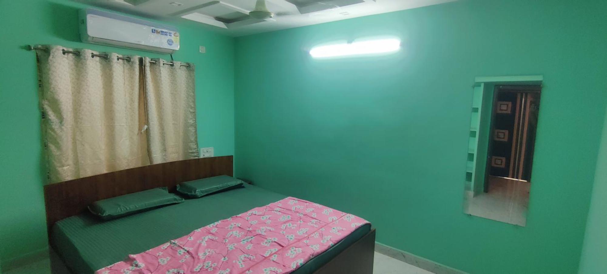 Ruhithahomestay- Ac Rooms-Free Wifi- Android Tv - Near To Alipiri- Door Service ตีรูปาติ ภายนอก รูปภาพ